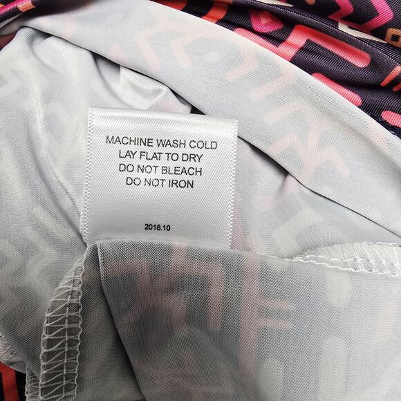 Jean Pierre Klifa Stretch Dress Size M Geometric Travel 3/4 Sleeve Daphne Shift - Picture 8 of 8